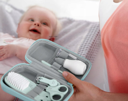 PHILIPS AVENT SCH401/00 babápolási készlet, 9 részes + tok