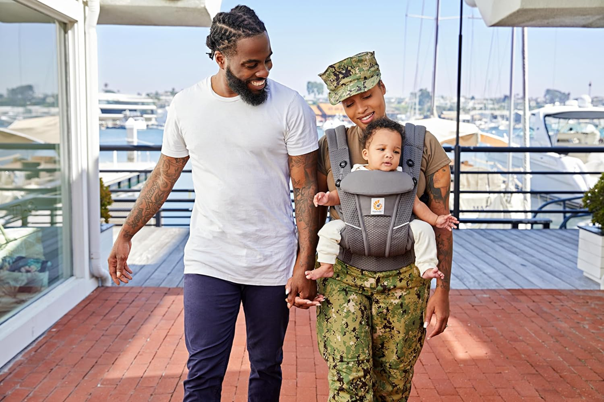 ERGOBABY OMNI BREEZE ergonomikus babahordozó