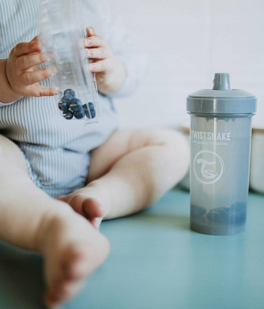 TWISTSHAKE KID CUP 360 ml-es, 12 hónapos kortól használható, szívószálas itatópohár