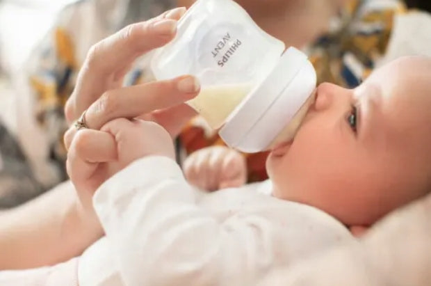 PHILIPS AVENT Natural RESPONSE cumik 1 hónap+ 2 db