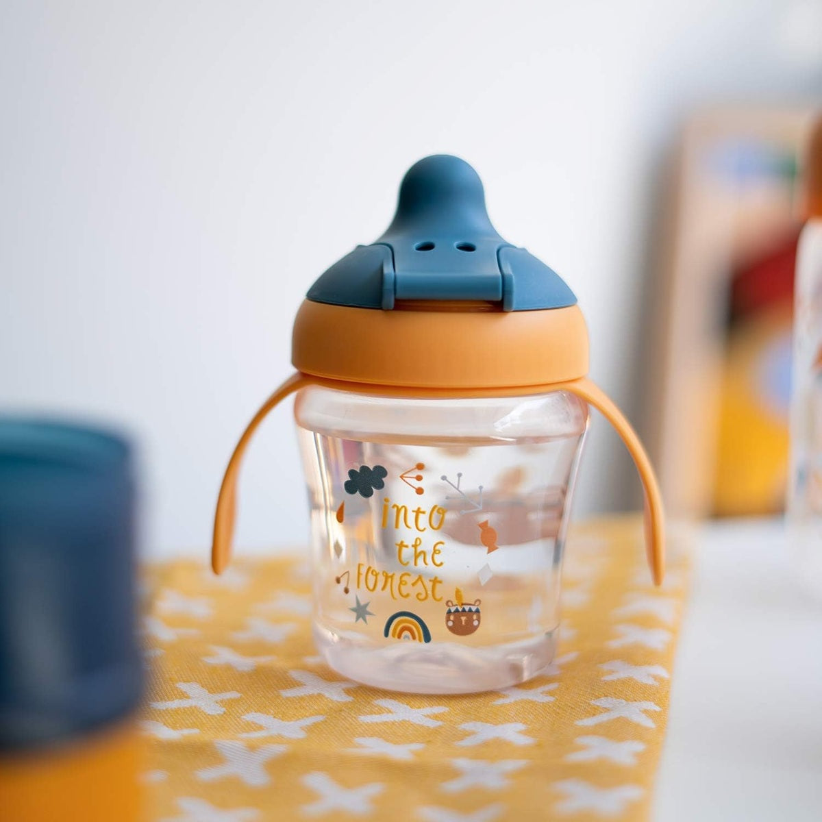 SUAVINEX Tasse d’apprentissage anti-fuite avec bec dur 200 ml 6 m+