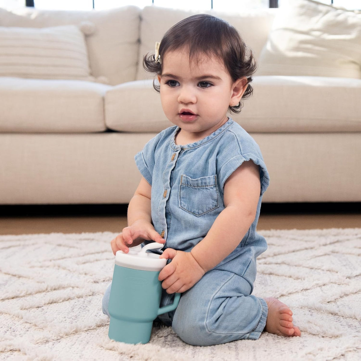 INFANTINO My 1st Tumbler szilikon csőrös itatópohár 266 ml 6 hó+
