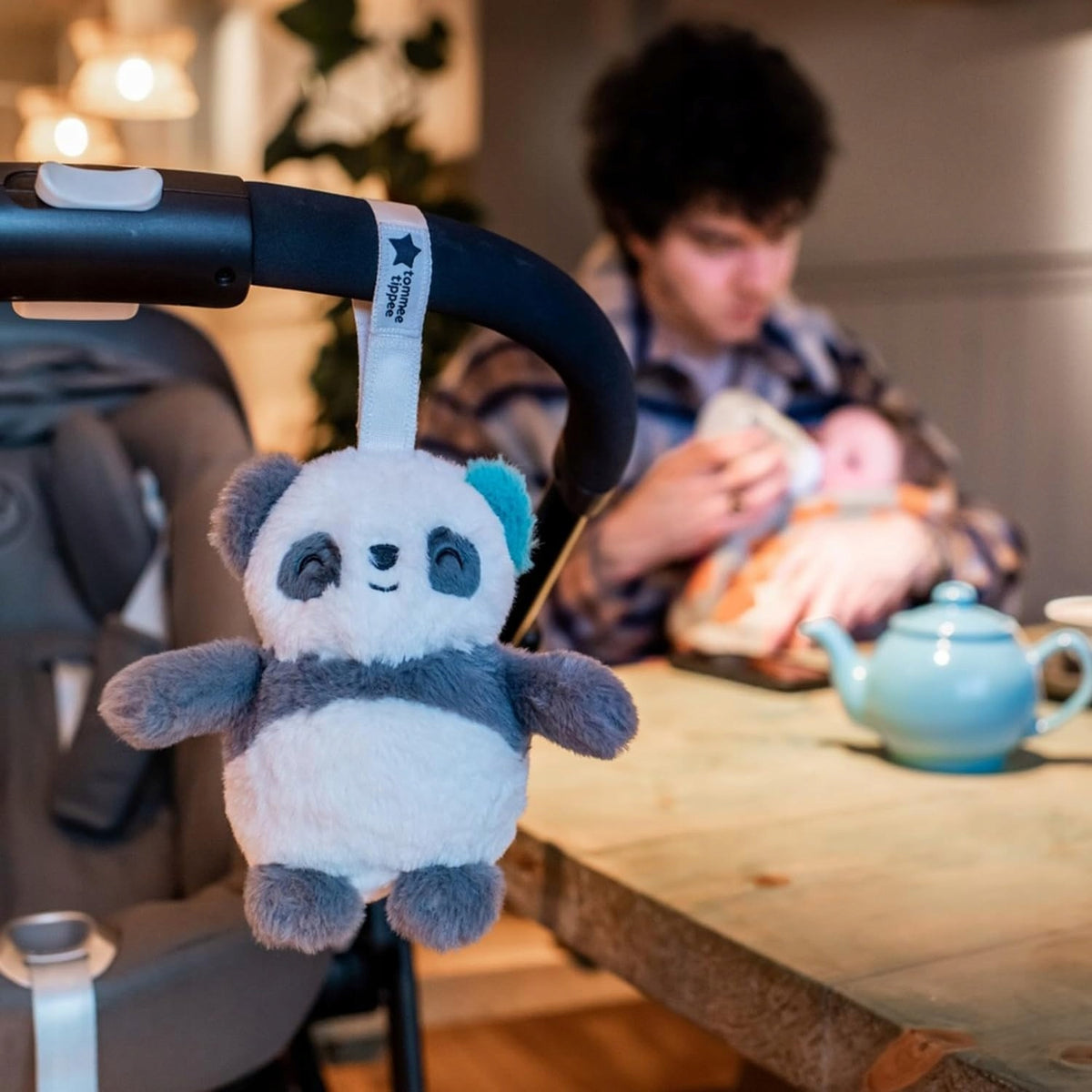 TOMMEE TIPPEE PipPanda Deluxe krammebamse natlampe lyde gråd-sensor