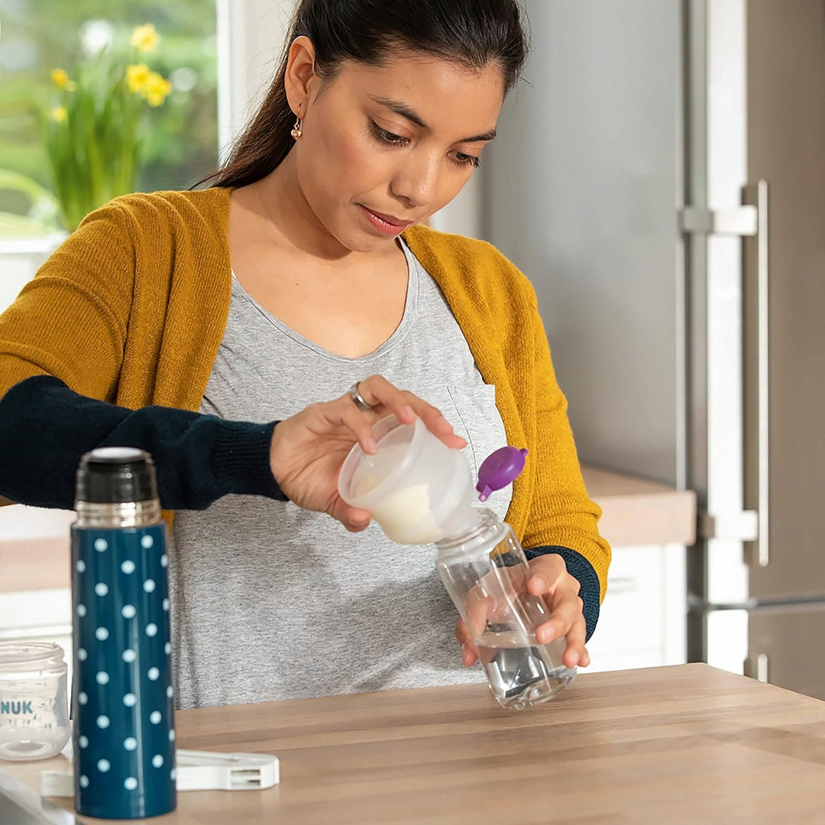 Contenitore per latte artificiale NUK