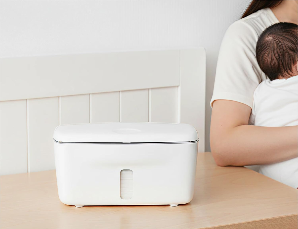 OXO TOT container for wet wipes
