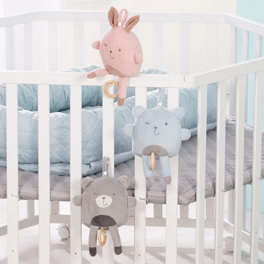 ROBA Lil Cutie „La Le Lu” felhúzható zenélő medál – LILY NYUSZI, 23 cm