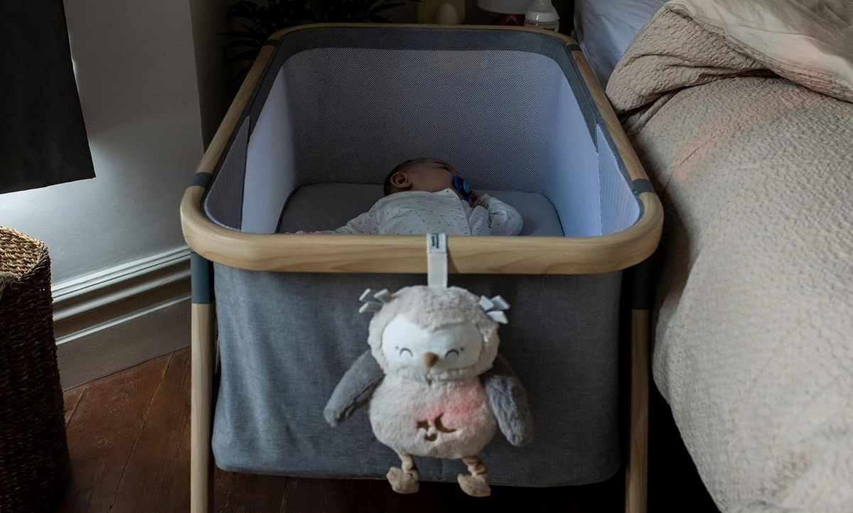 TOMMEE TIPPEE Ollie bagoly Deluxe plüssjáték lámpa hangok