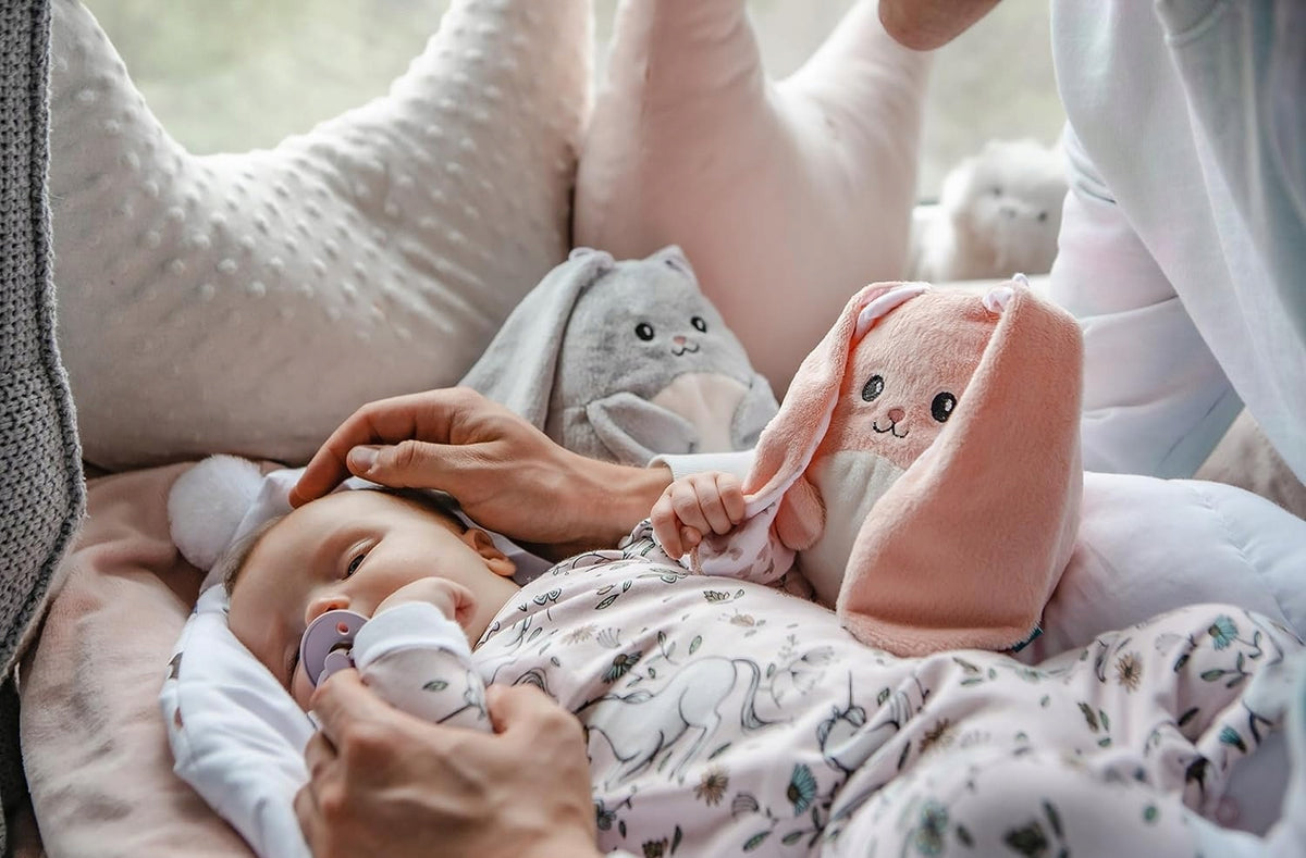 MyHummy rabbitteddy bear cuddly toyage 0 +colour pinkheight 17 cm, width 15 cmBatteries 3 x AAA (not