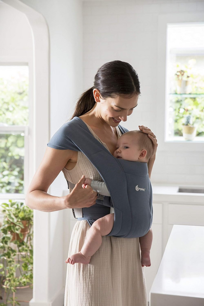 ERGOBABY EMBRACE draagzak voor pasgeborenen