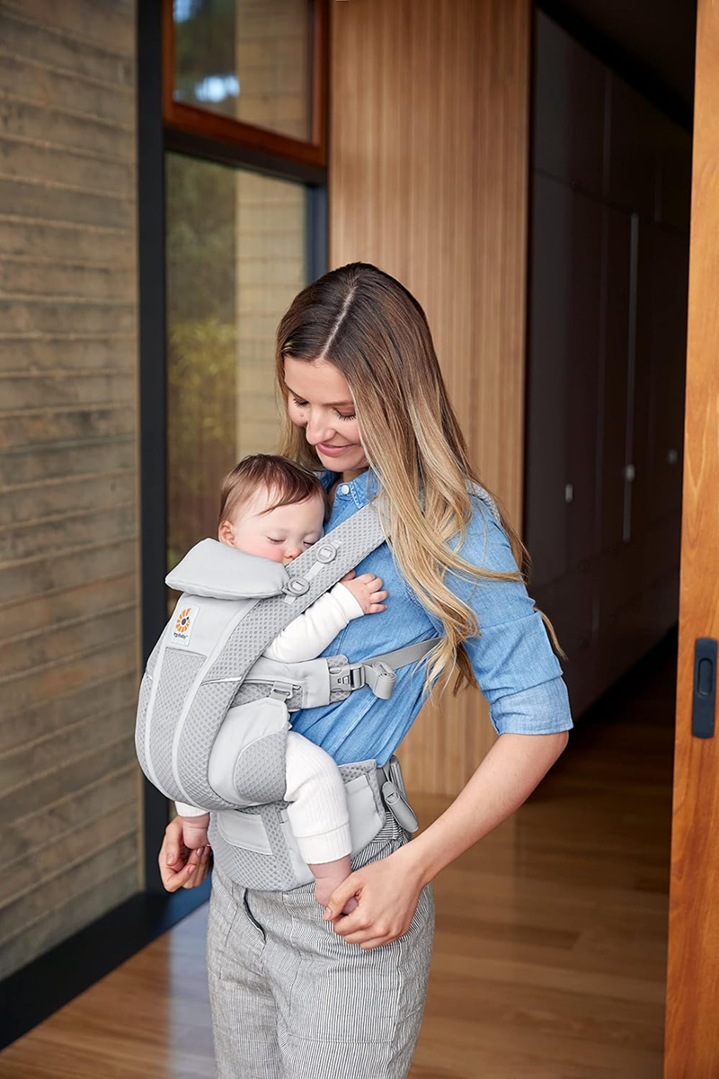 ERGOBABY OMNI BREEZE ergonomic baby carrier