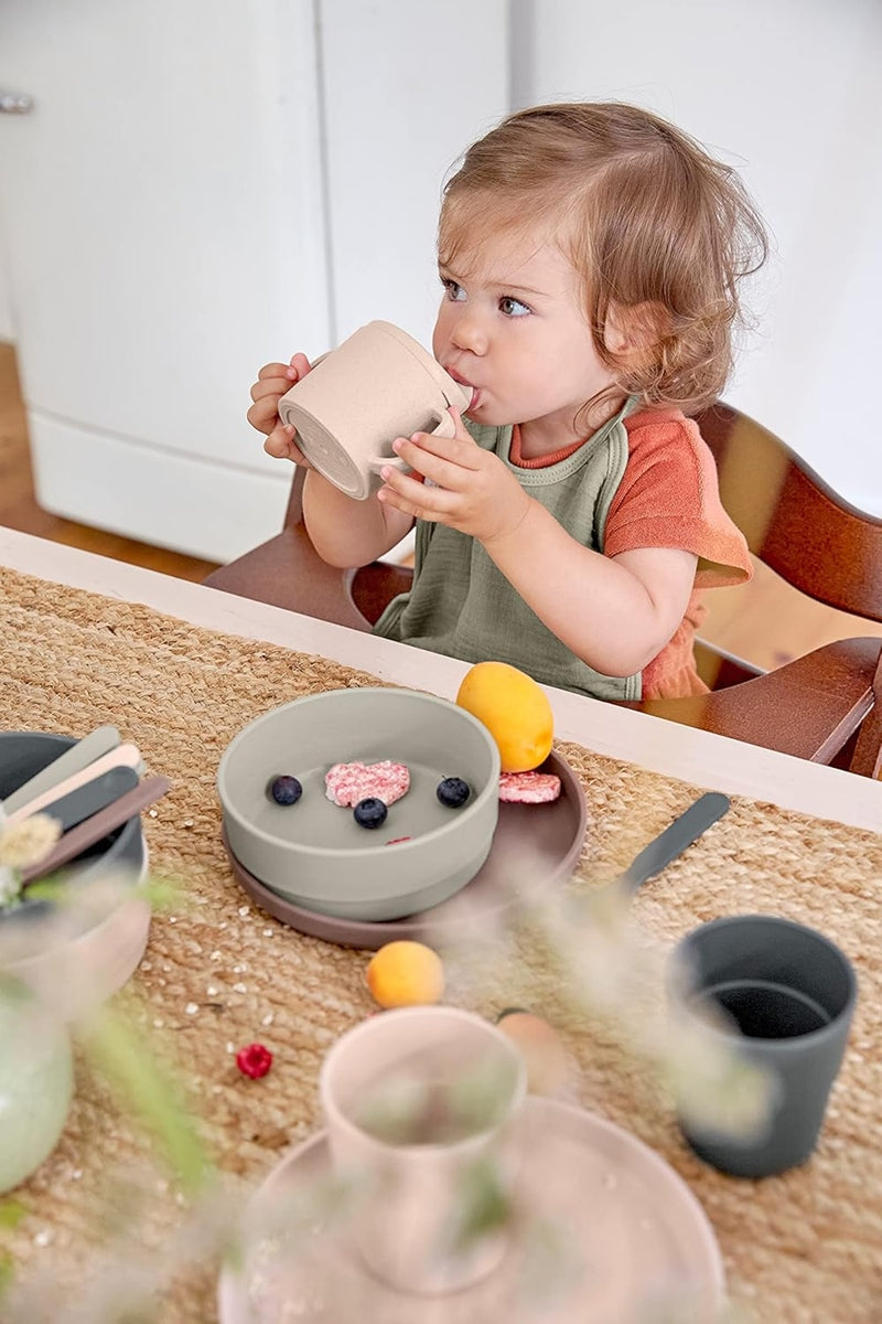 LASSIG Sippy Cup csőrös pohár 150 ml, 6 hónapos kortól