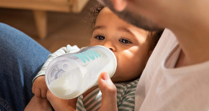 NUK First Choice+ biberon 300 ml tétine M débit moyen indicateur de température