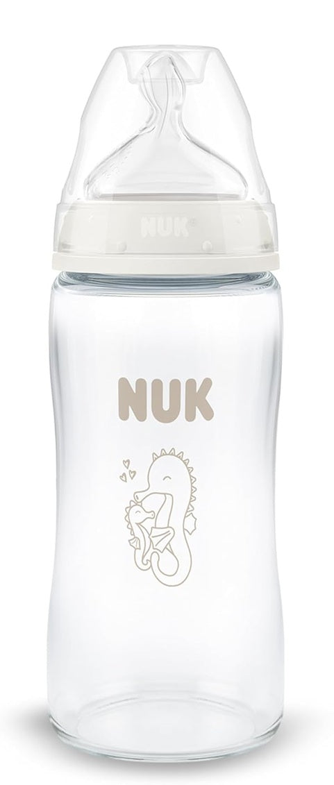 NUK First Choice üveg cumisüveg 240 ml-es M-es cumifejjel, 3 hónapos kortól – TENGERI CSIKÓ