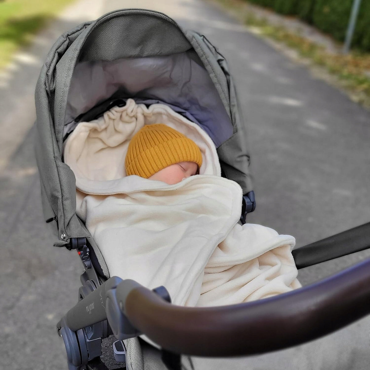 HOPPEDIZ pólya takaró autósüléshez 3 és 5 pontos övekhez POLÁR