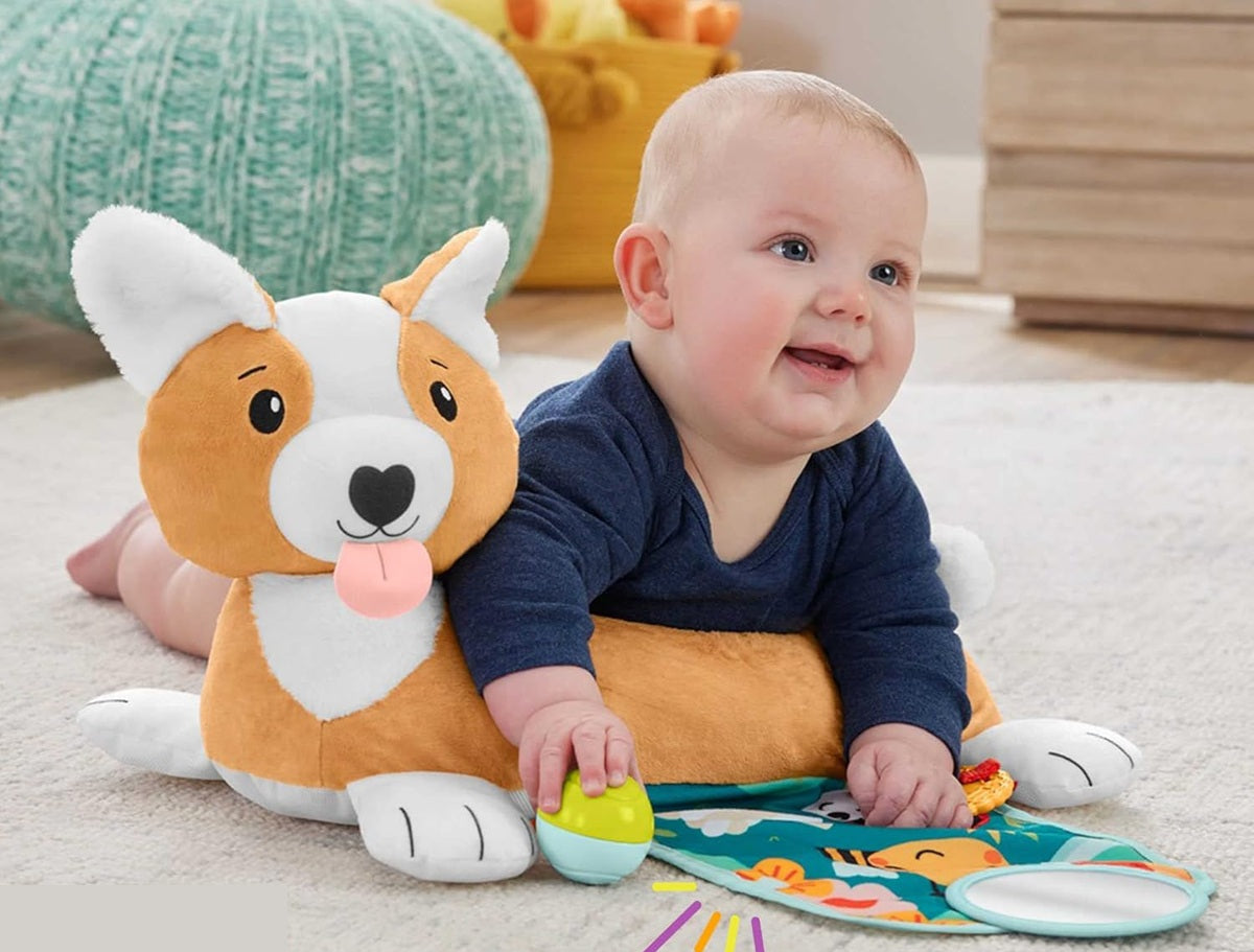 FISHER-PRICE HJW10 hason fekve használható játékos kutyus, 29,2 x 43,2 cm
