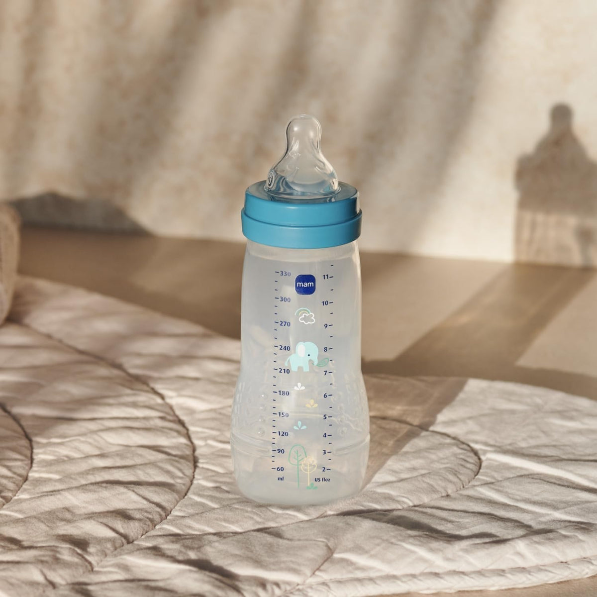 MAM Easy Active cumisüveg 330 ml, 4-es cumifej, 6 hó+ Elefánt