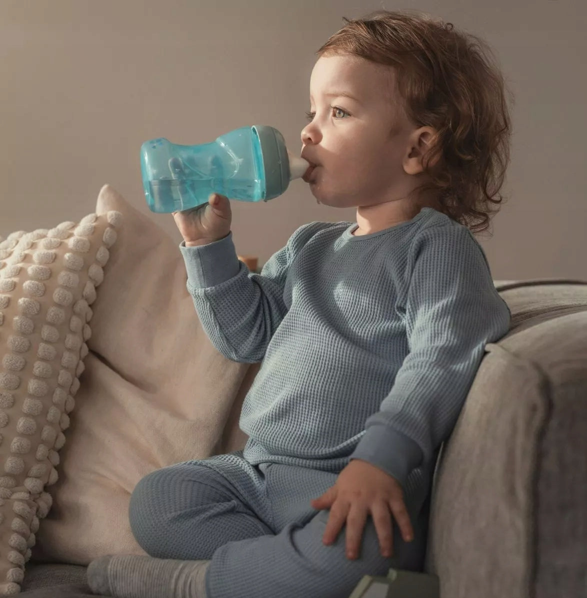 MAM Fun to Drink KUBEK 8 m+ 270 ml wieloryb