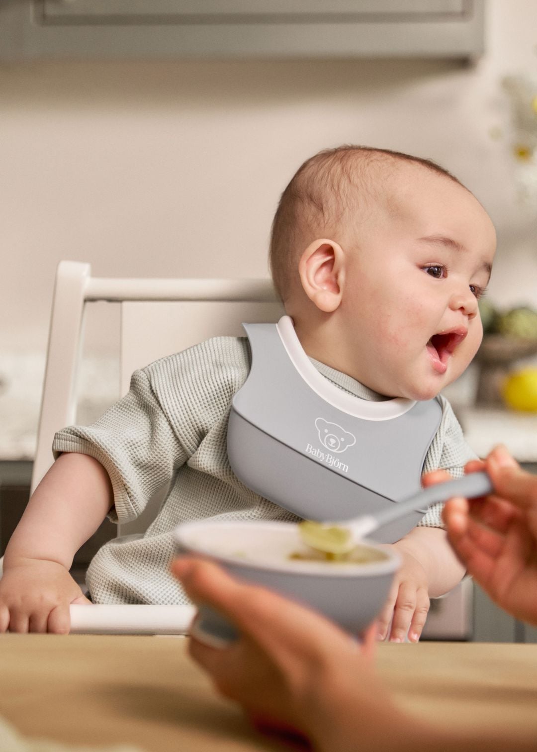 BabyBjörn 073004 szare łyżeczki do karmienia z długim uchwytem