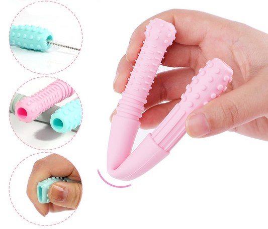 HOPTON szilikon rágóka masszírozó 3 darab + tisztítókefe 16,8 cm