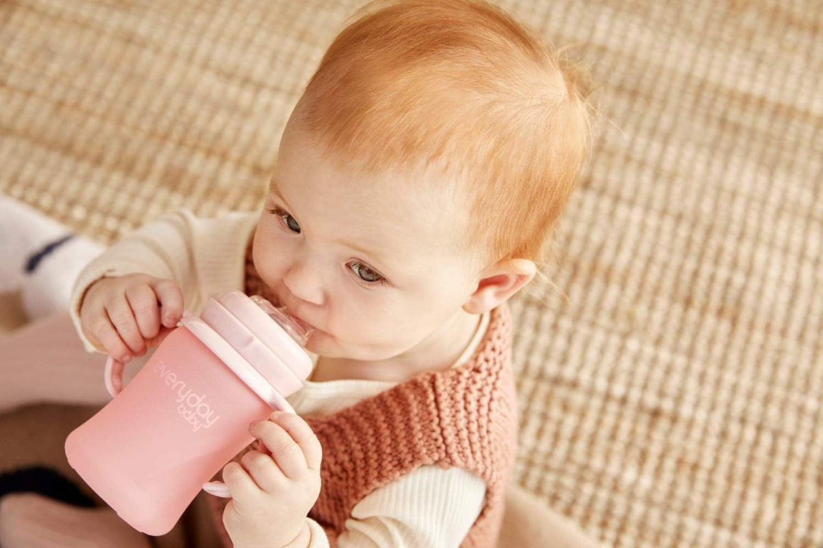 EVERYDAY BABY csepegésmentes üveg itatópohár 150 ml 6 hónapos kortól