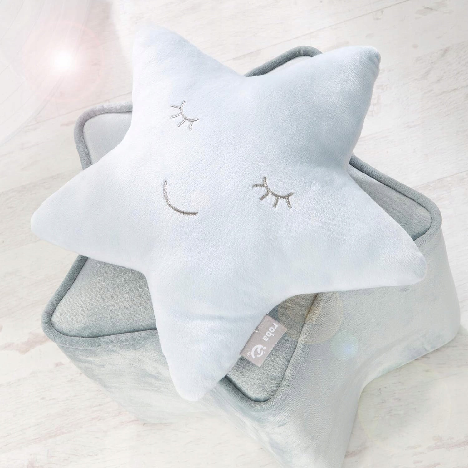 ROBAdecorative pillowage 0+Post-sale condition, almost perfect, replacement packaging