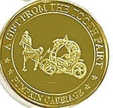 BRADOC Wróżka Zębuszka pozłacana metalowa moneta pod poduszkę 4 cm DYNIOWA KAROCA