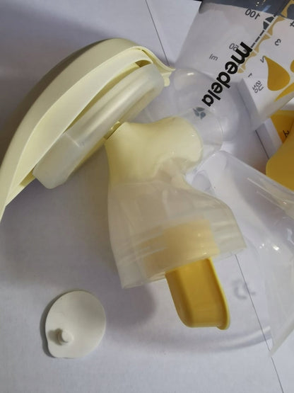 MEDELA Harmony 005.2052 pompă de sân manuală 2 faze U