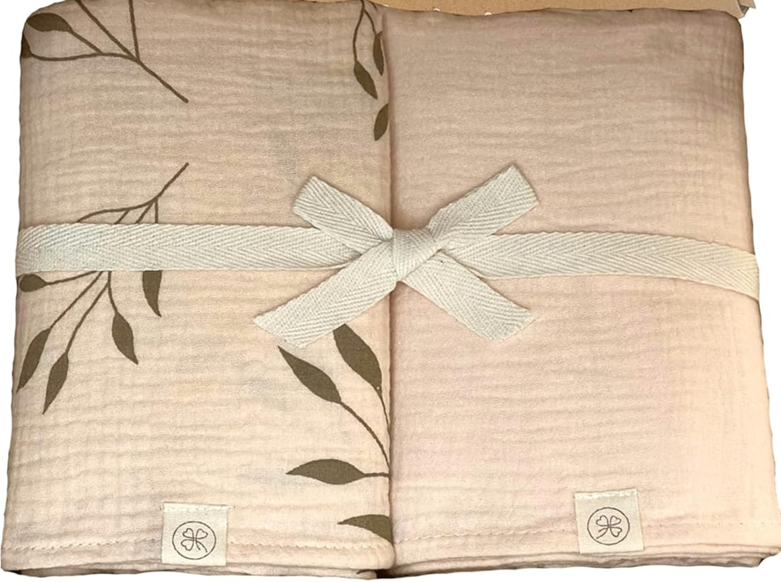 DIKOS swaddles, muslin diapers x2
