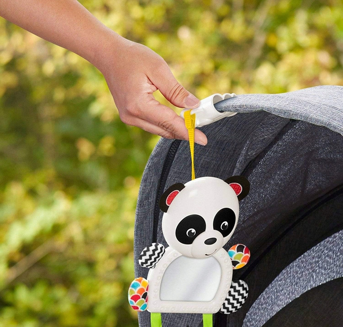 FISHER-PRICE FGH91 csörgős babakocsi és autósülés függő, 37 cm PANDA