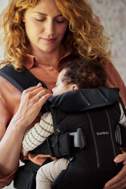 BABYBJORN ONE εργονομική μάρσιπος 3,5-15kg