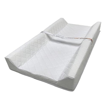 Ingenuity Contoured formázott pelenkázóalátét, 81x41 cm