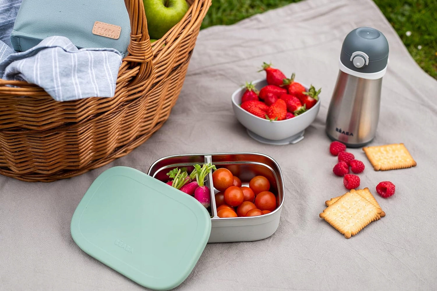 BEABA stainless steel lunchbox 760 ml with compartments