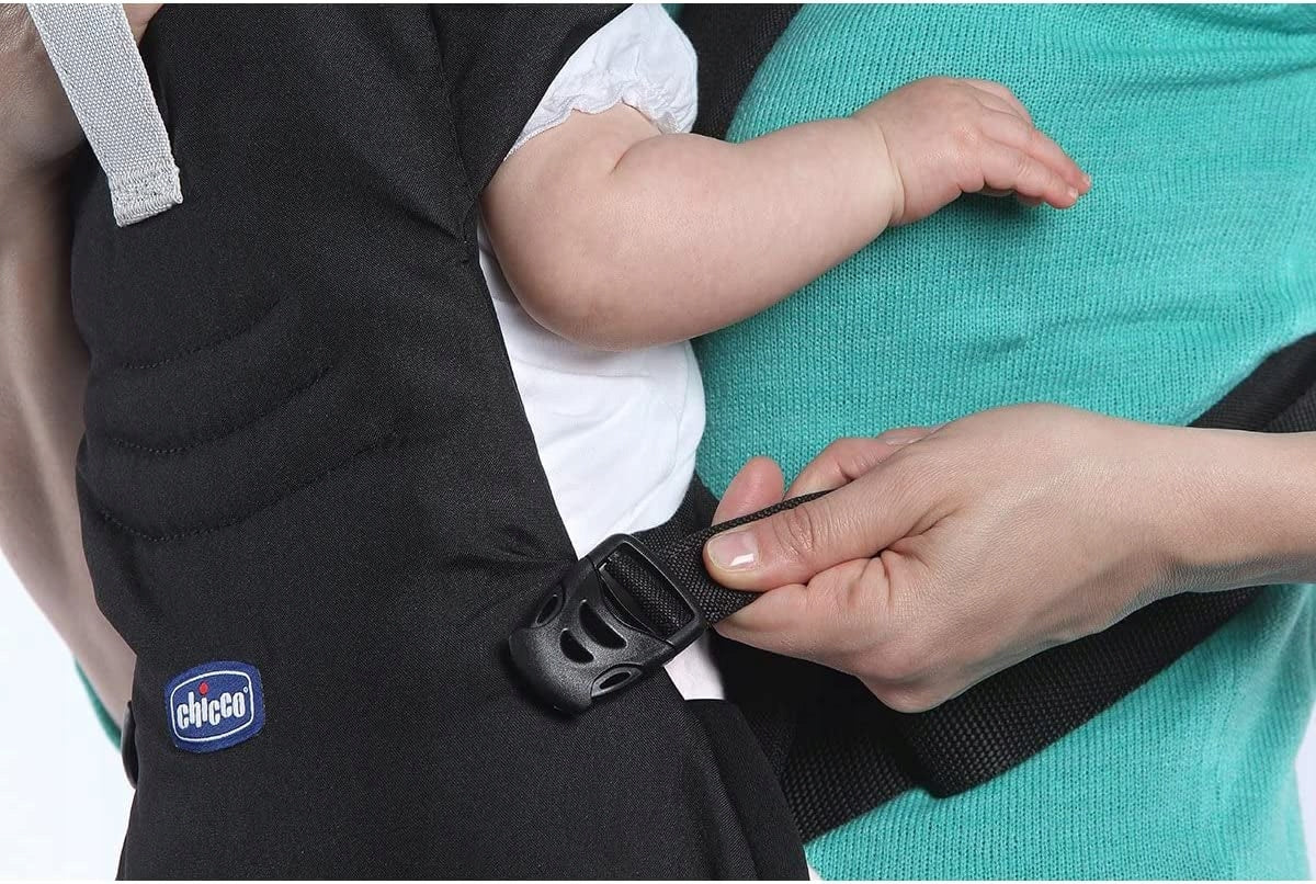CHICCO EASY FIT ergonomikus hordozó