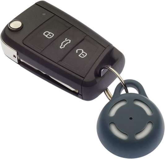 INGLESINA Ally Key keychain that connects to the Ally Pad cushion