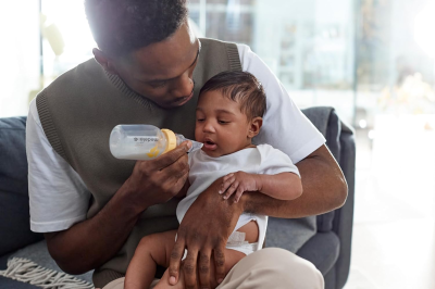 MEDELA SOFTCUP kanalas etetés cumisüveggel