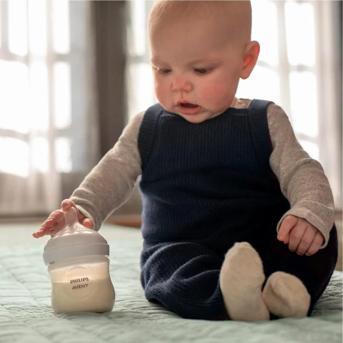 PHILIPS AVENT Natural Response készlet 4 cumisüveg cumi kefe